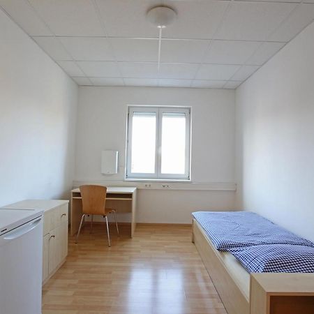 Montagehotel Living@Linz Esterno foto